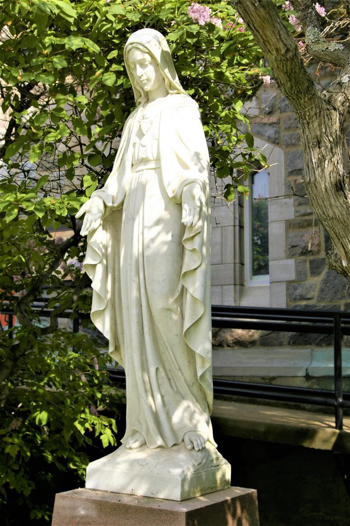 Statue extérieure